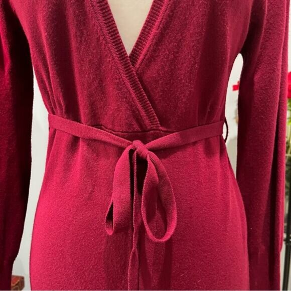 NEW BCBGMAXAZRIA Belted Tailored Plunge Midi Sweater Dress Crimson Red Small NWT - Picture 3 of 15